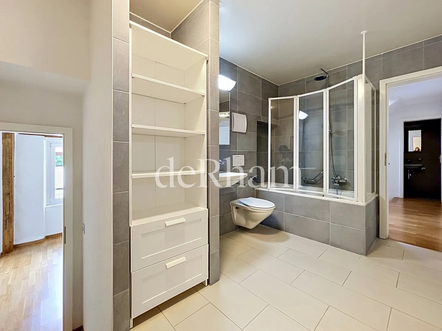 Magnificent 8.5-room apartment with terrace and garden - Photo 4 of 13