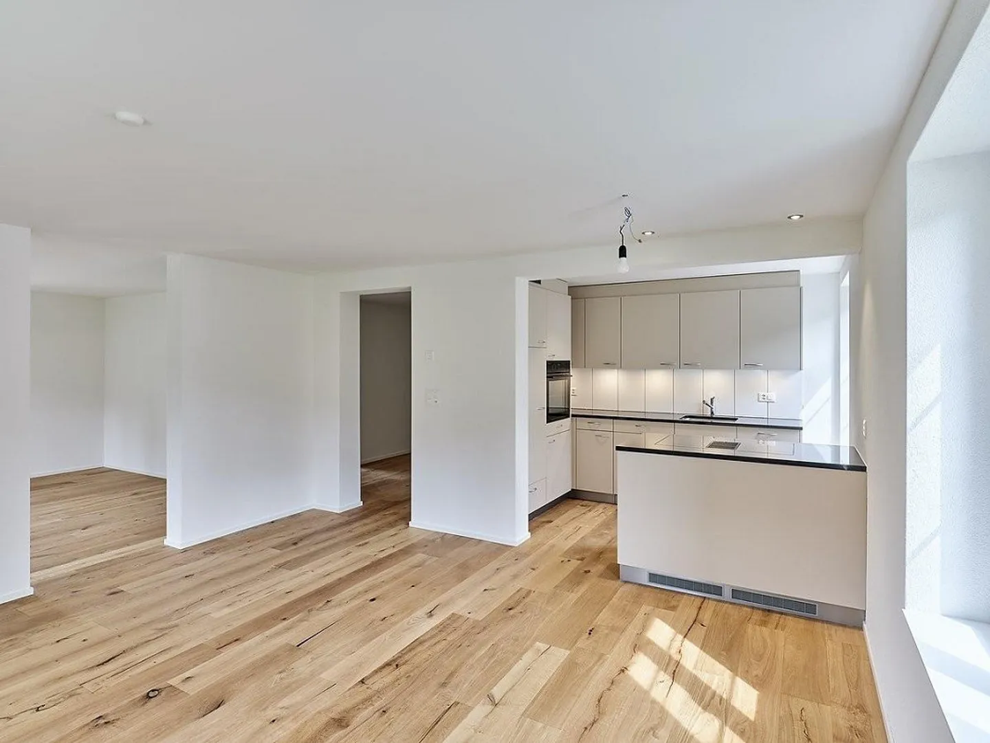Appartamento moderno di 3,5 stanze a Stettlen - Foto 1 di 7
