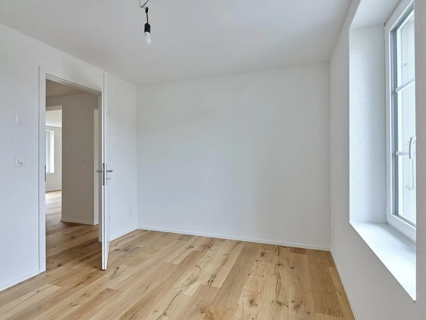 Appartamento moderno di 3,5 stanze a Stettlen - Foto 3 di 7