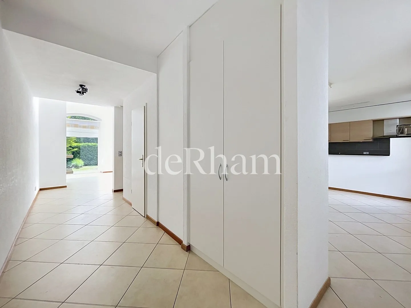 Magnificent 8.5-room apartment with terrace and garden - Photo 5 of 13