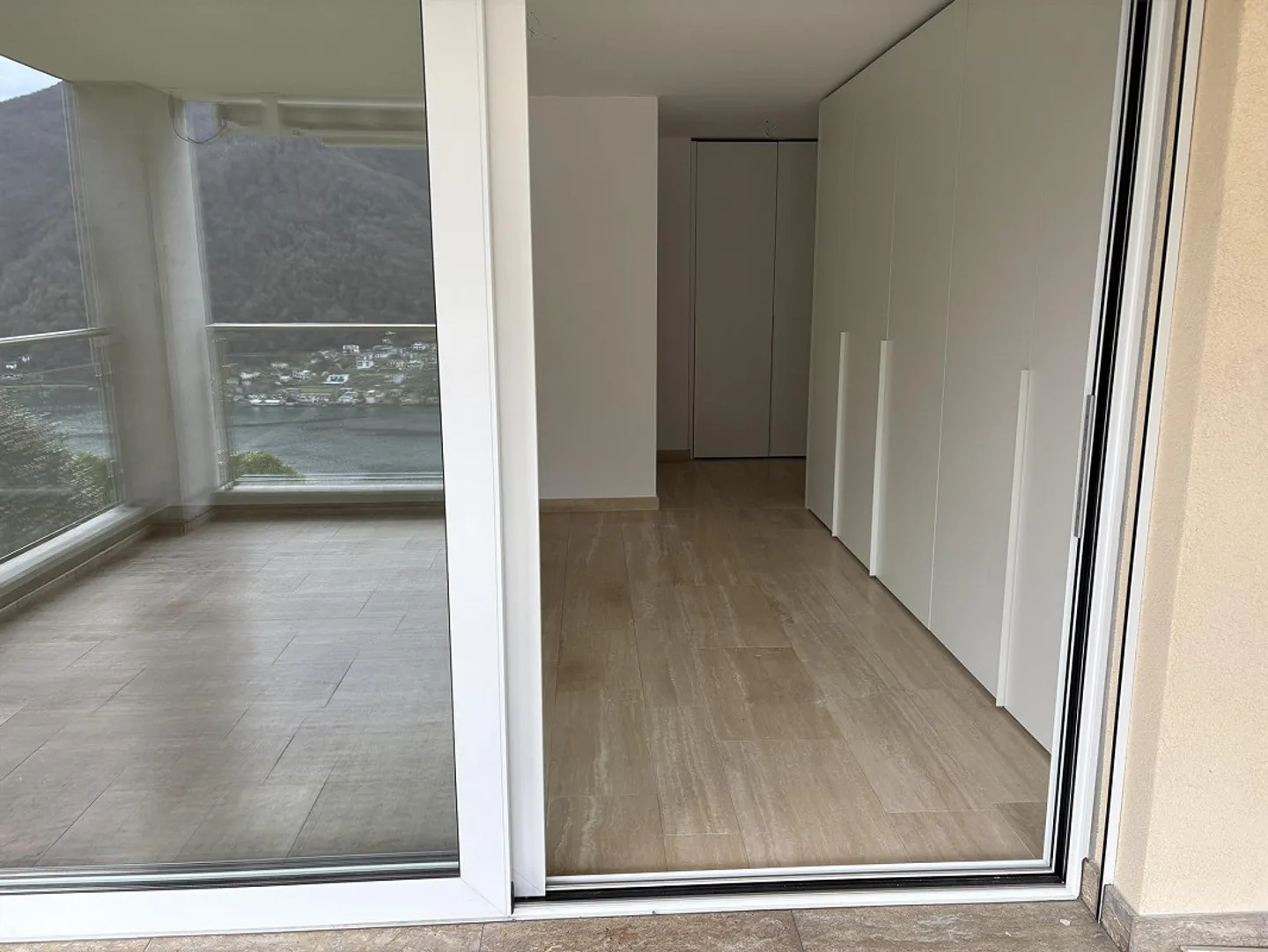 Luxuswohnung mit 4,5 Zimmern im schönen Vico Morcote - Foto 5 von 12