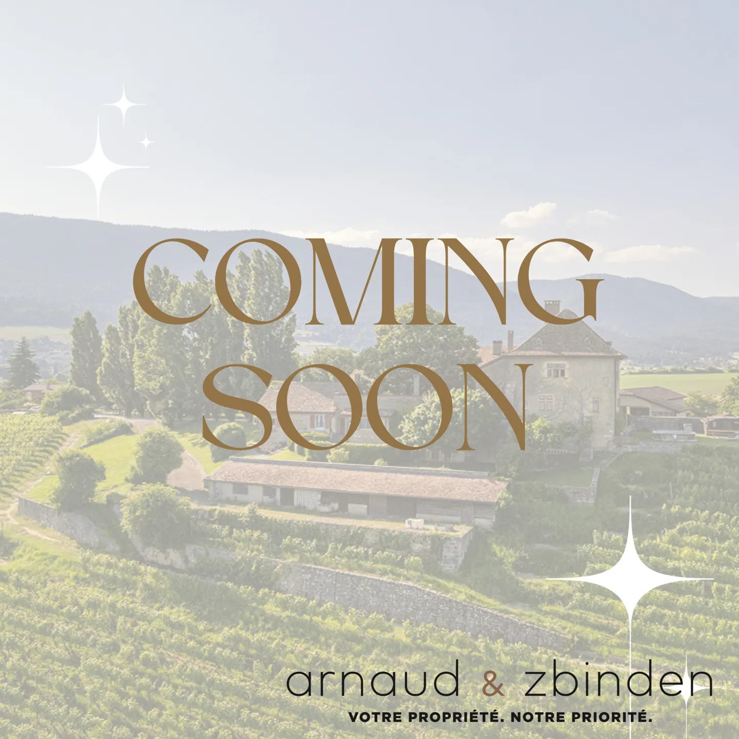 Maison contemporaine avec jardin - Photo 1 sur 1