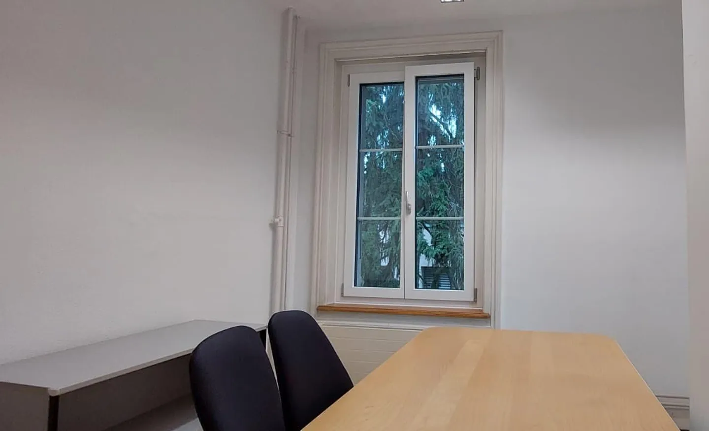 Bureau lumineux (21 m²) dans un emplacement central à Lucerne - Photo 4 sur 5