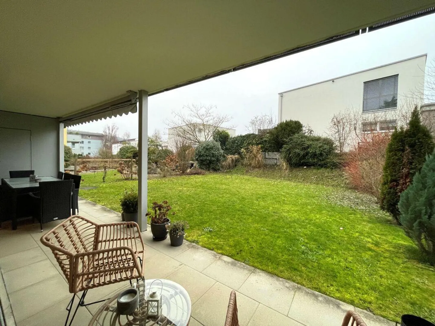 Appartement de jardin 2,5 pièces élégant - Photo 2 sur 12