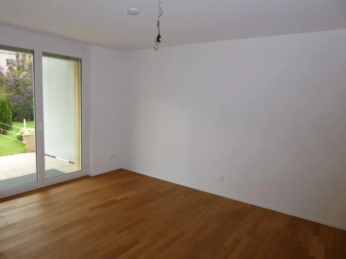 Appartement de jardin 2,5 pièces élégant - Photo 7 sur 12