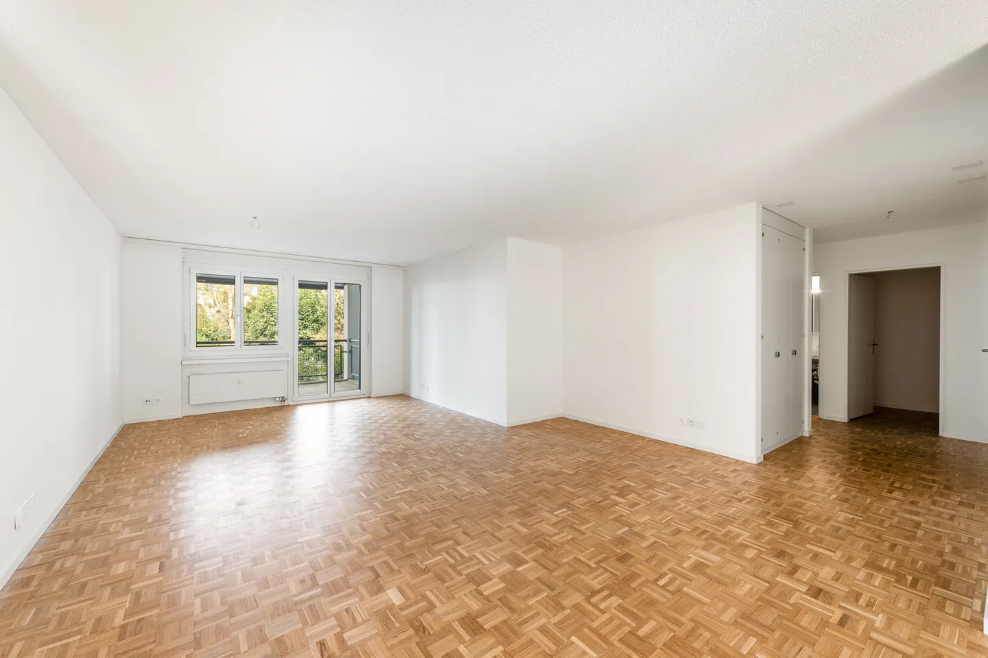 Modernes 5.5-Zimmer-Apartment - Foto 5 von 12