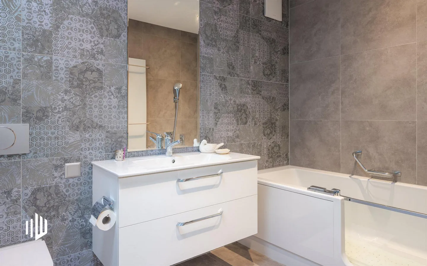 Appartamento in vendita - Foto 4 di 9