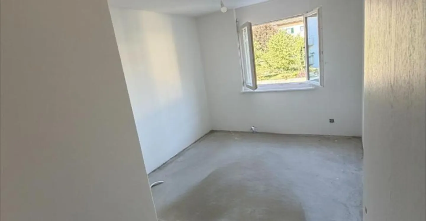 Logement rénové, idéal pour une famille, situé - Photo 4 sur 6