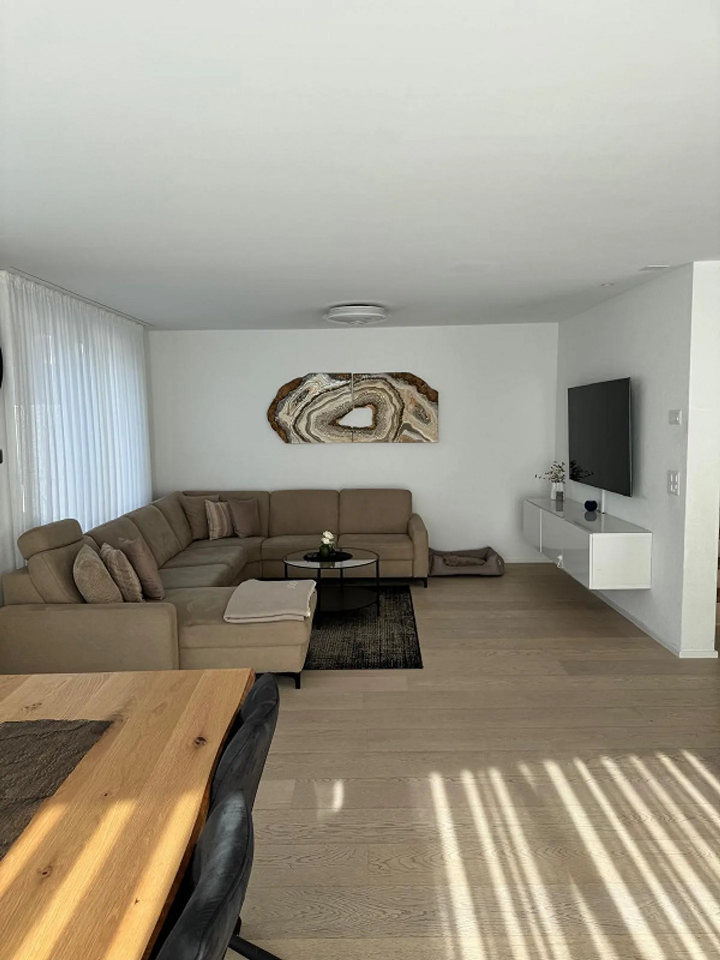 Single-family house in a quiet location - Photo 3 of 12