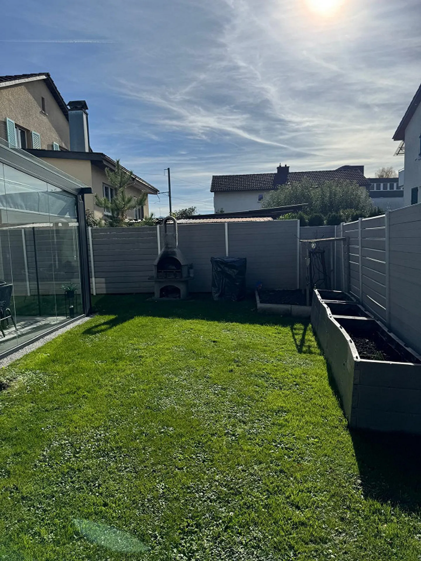 Single-family house in a quiet location - Photo 11 of 12