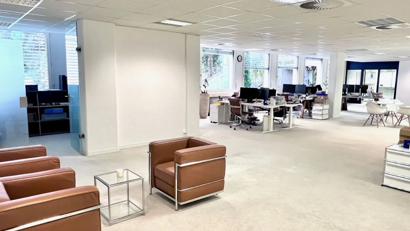 Beautiful offices in Montreux - One month of rent offered! - Photo 3 of 6