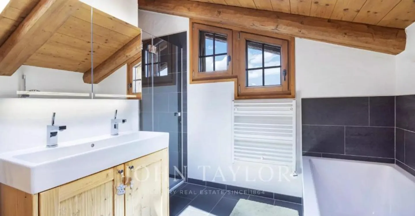 Luxury Chalet for Rent ? Haute-Nendaz - Photo 2 of 11