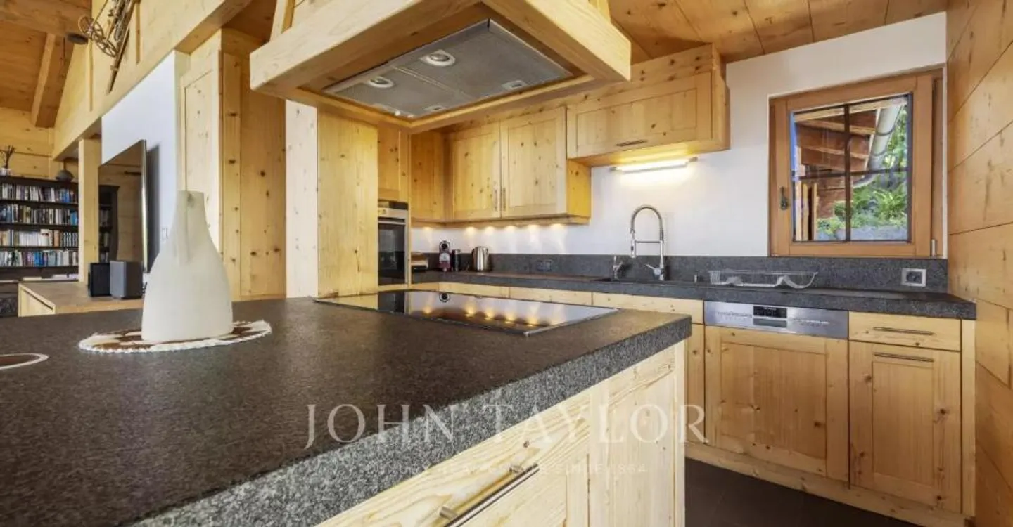 Luxury Chalet for Rent ? Haute-Nendaz - Photo 1 of 11