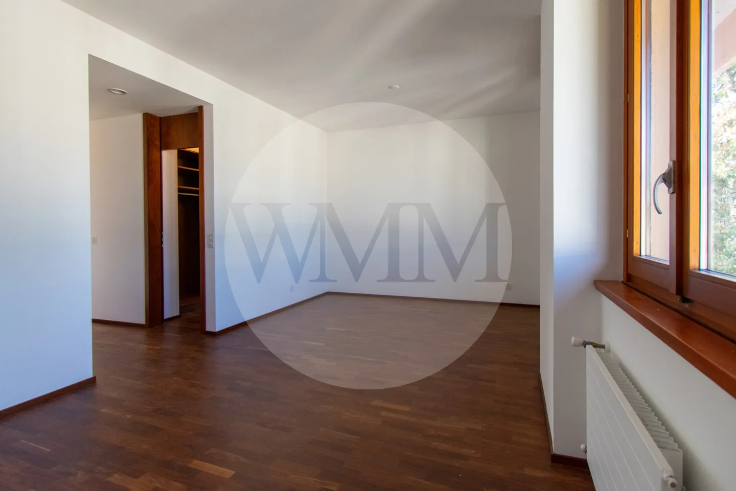 PENTHOUSE 3.5 ROOMS RENOVATED WITH FIREPLACE AND LAKE VIEW - Photo 12 of 19