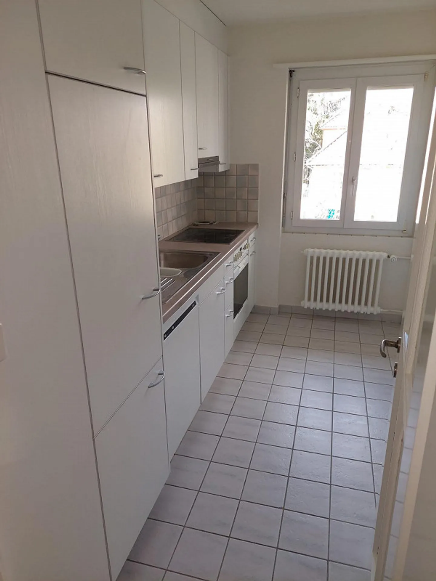 Appartamento di 3 stanze al 2° piano in affitto a 8048 Zurigo - Foto 2 di 9