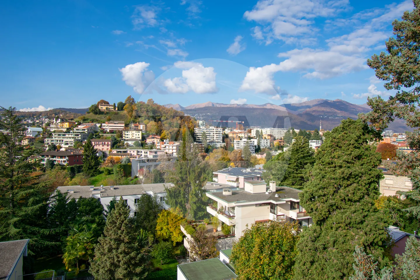 PENTHOUSE 3.5 ROOMS RENOVATED WITH FIREPLACE AND LAKE VIEW - Photo 19 of 19