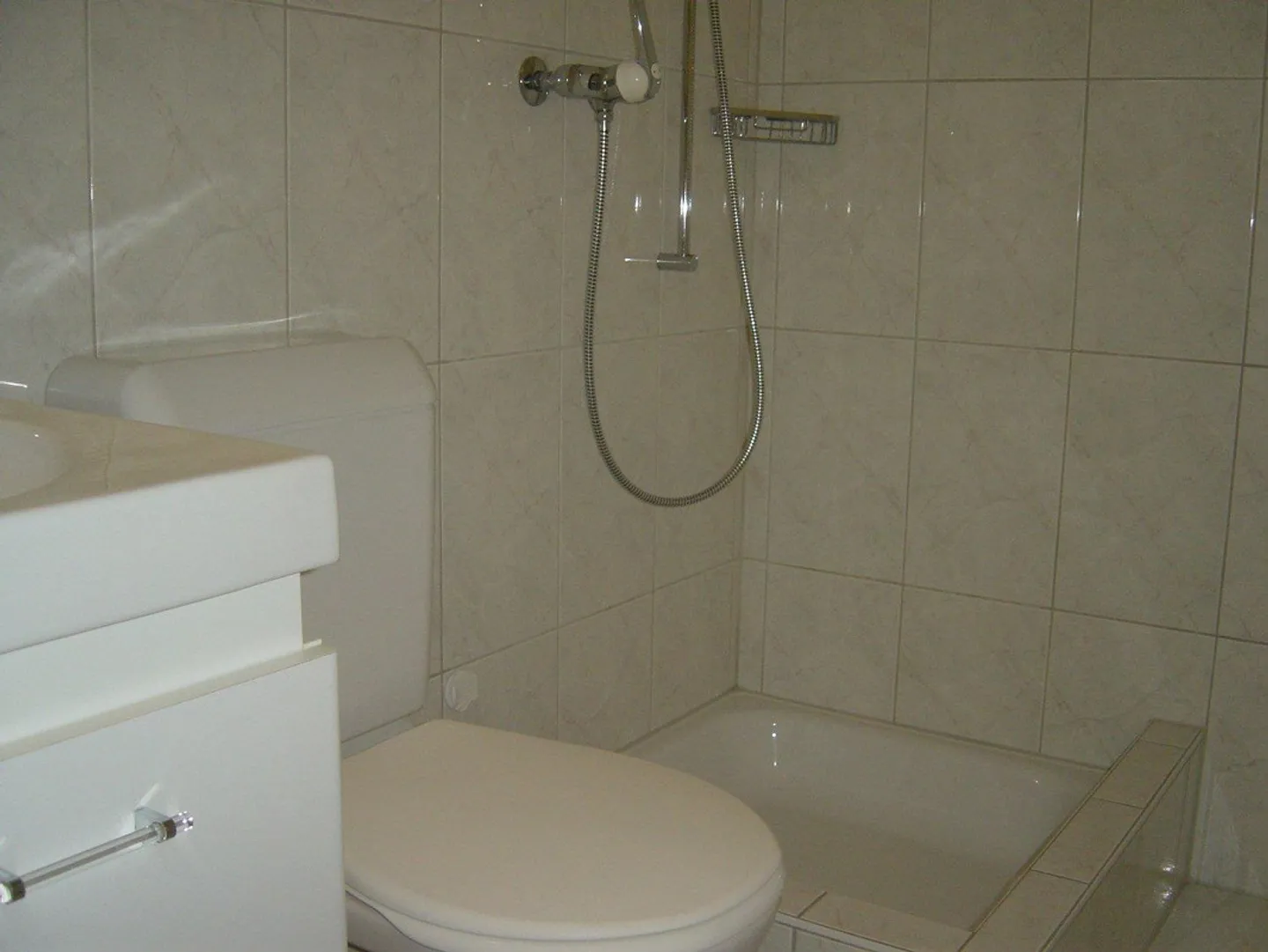 KOPIE - Sonnige 2.5-Zimmer-Wohnung mit Balkon in Reinach - Foto 9 von 13