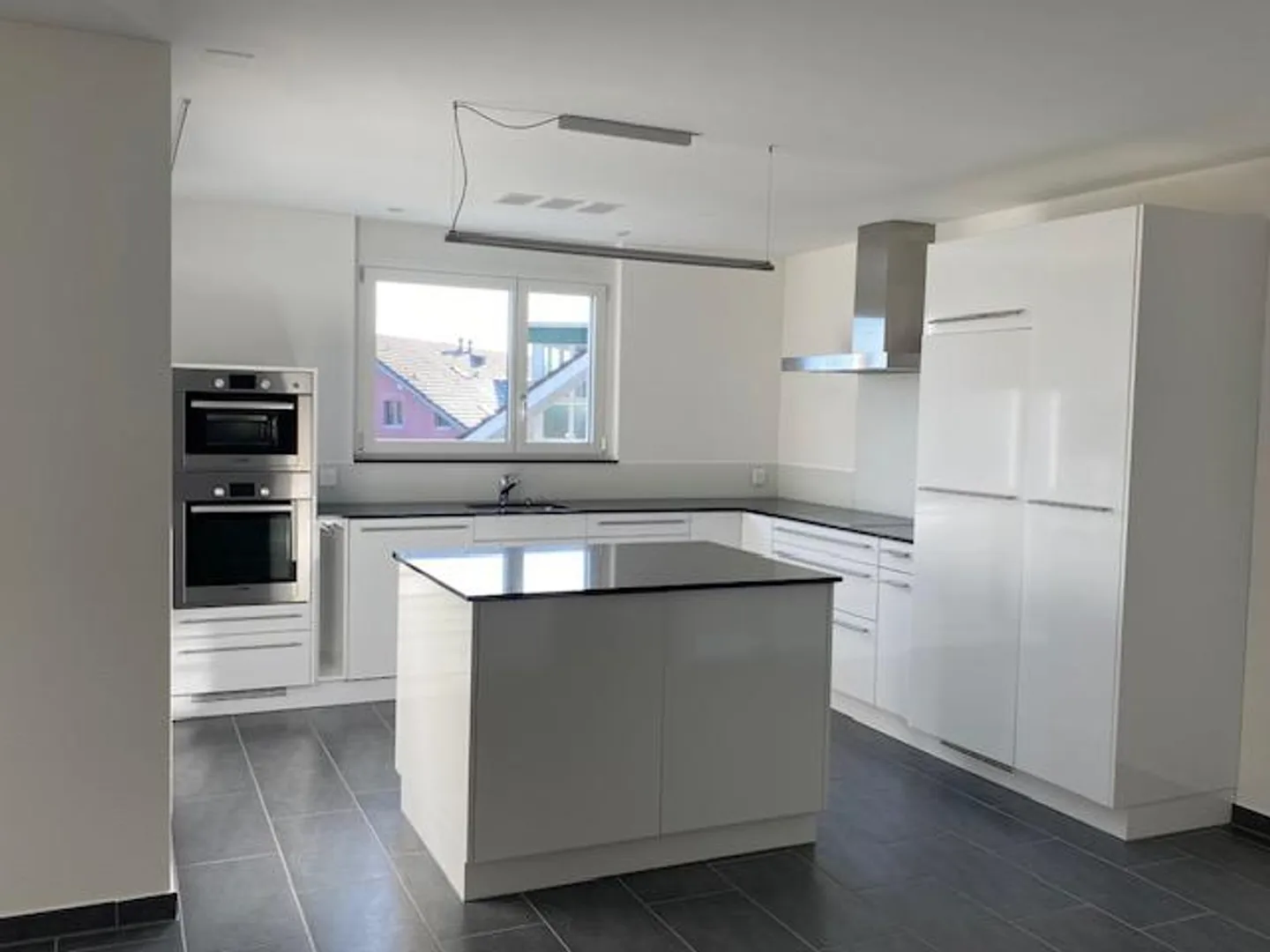 Appartamento 4.5 stanze, tranquillo e centrale - Foto 2 di 12