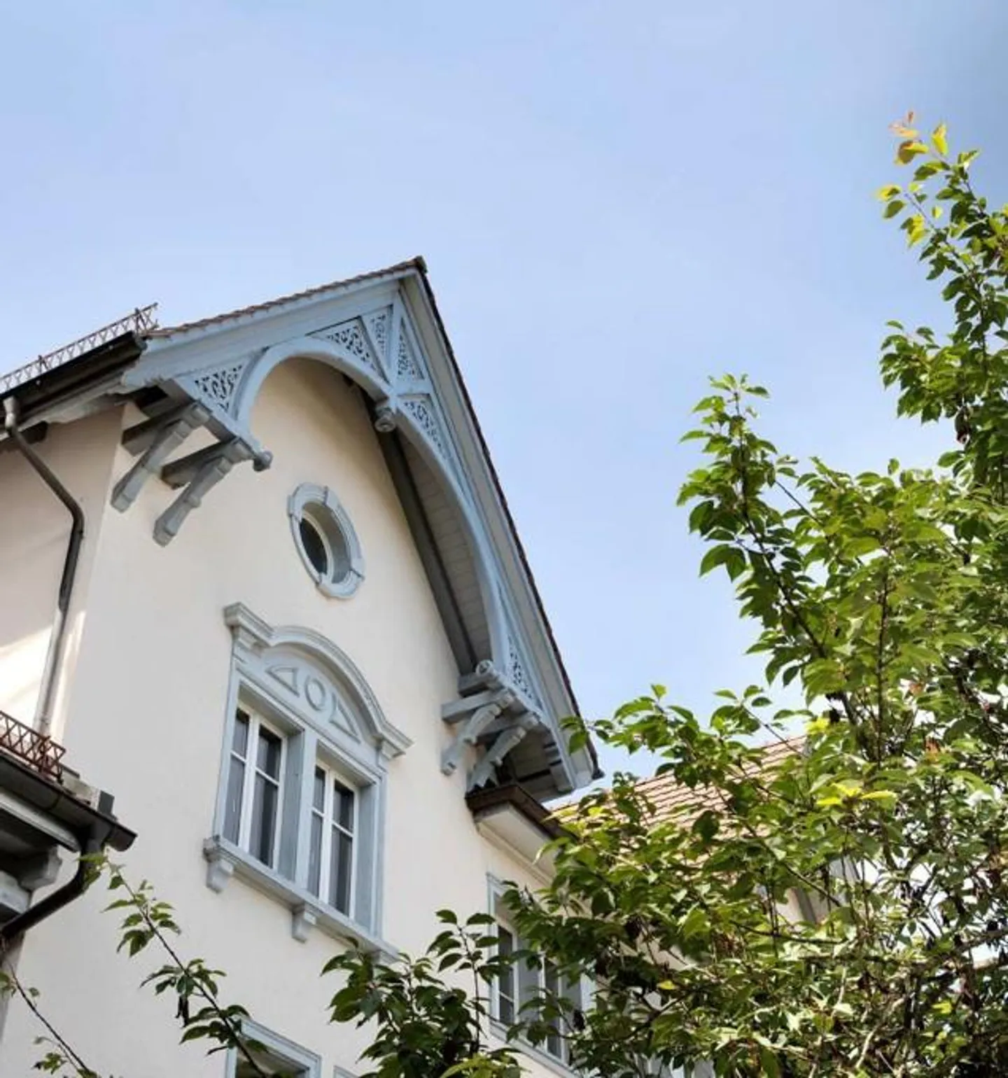 Charming multi-family house in Bauma – Historical old building jewel with top yield - Photo 1 of 12