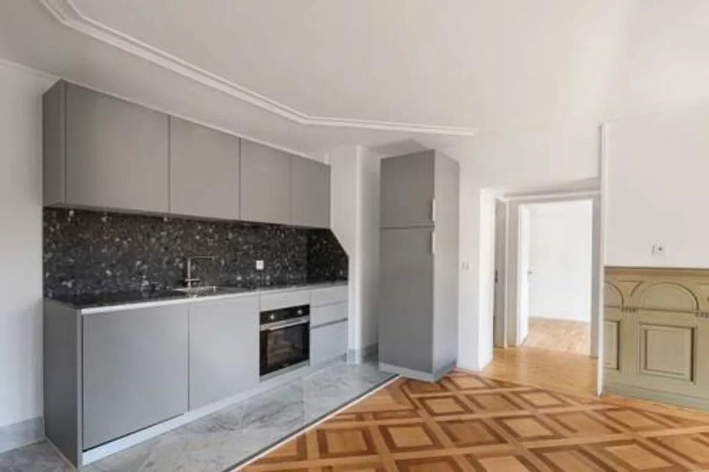 Charming multi-family house in Bauma – Historical old building jewel with top yield - Photo 5 of 12