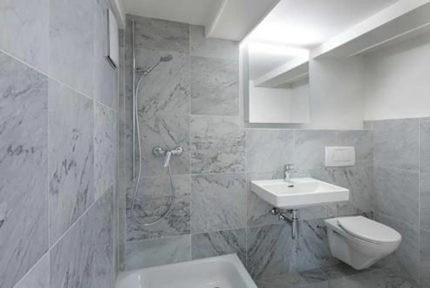 Charming multi-family house in Bauma – Historical old building jewel with top yield - Photo 8 of 12