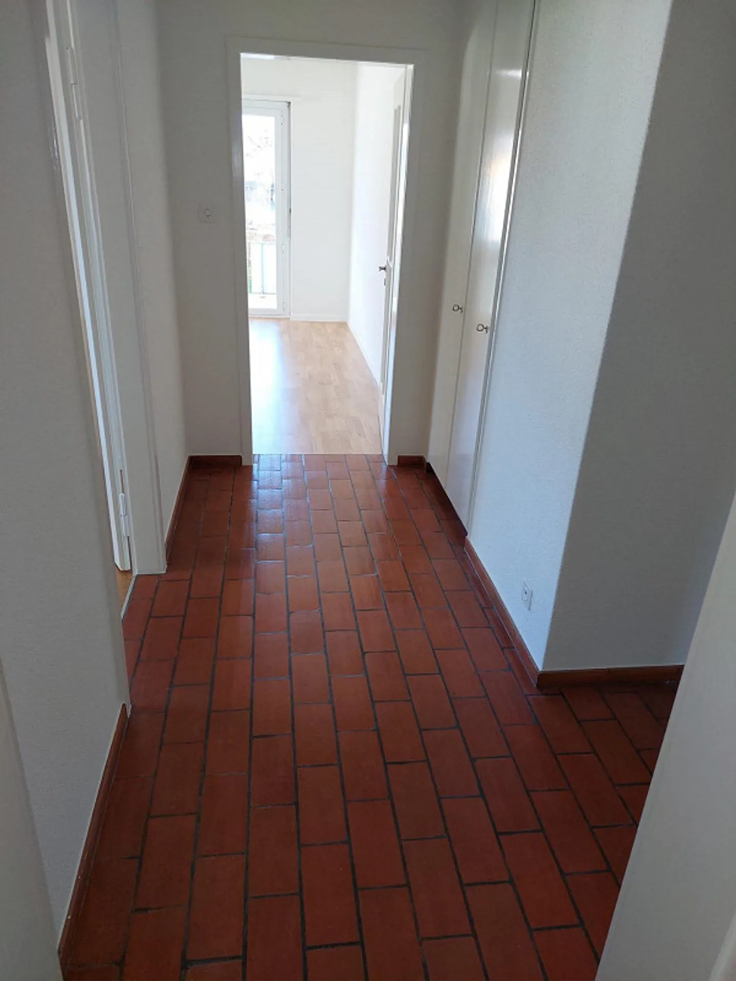 Appartamento di 3 stanze al 2° piano in affitto a 8048 Zurigo - Foto 6 di 9