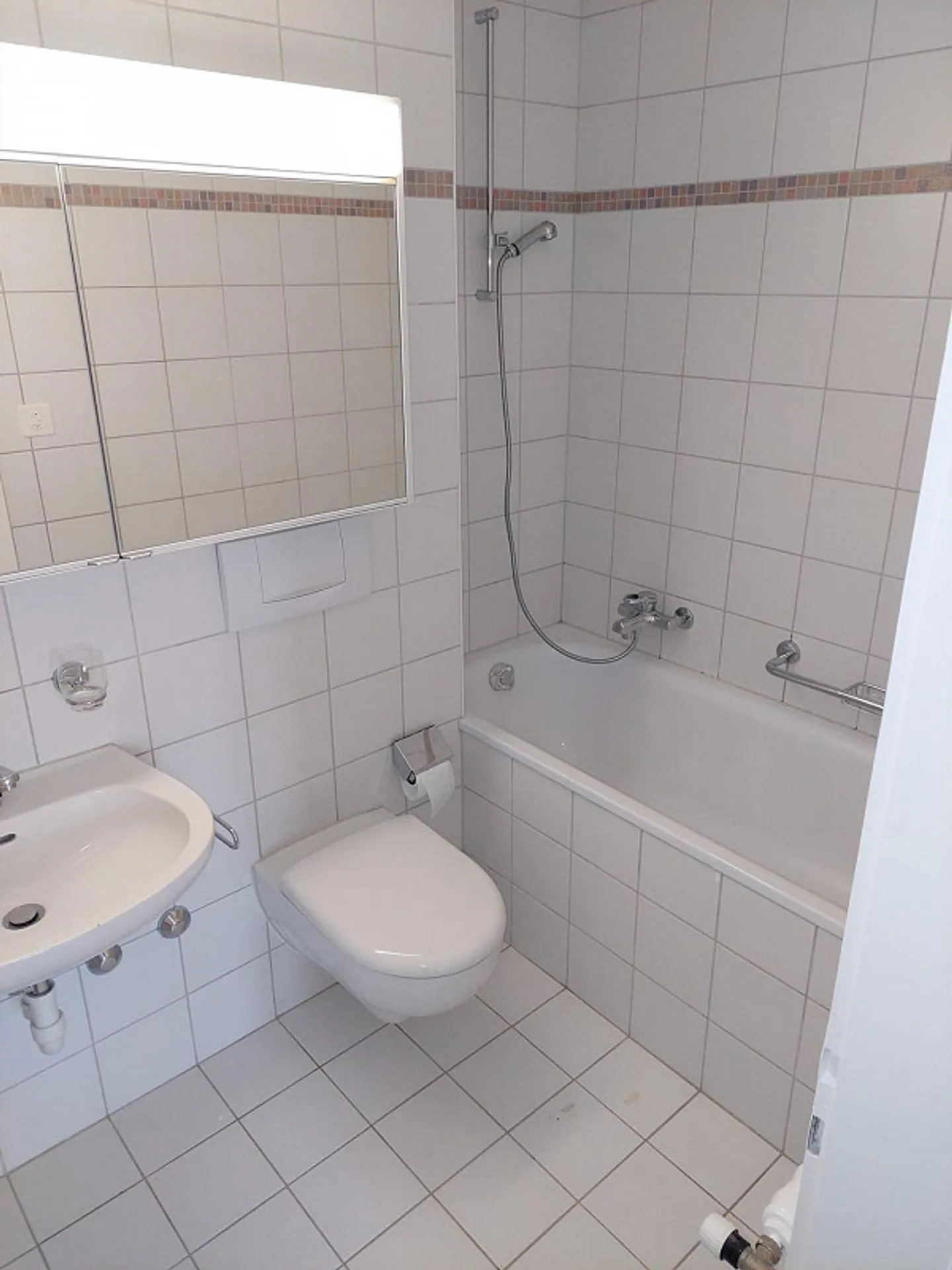 Appartamento di 3 stanze al 2° piano in affitto a 8048 Zurigo - Foto 7 di 9