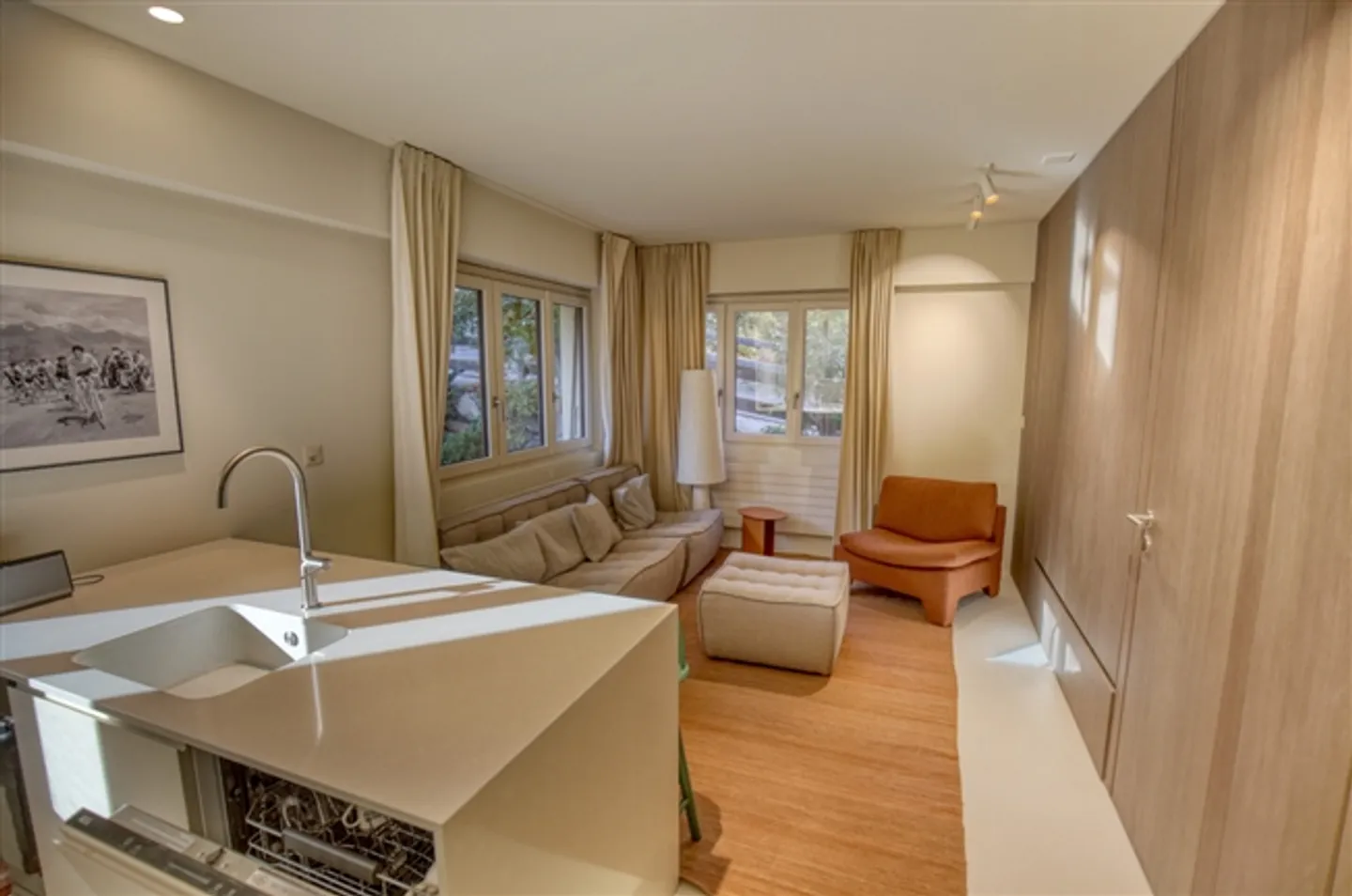 Modern 2.5-room apartment for year-round rental opposite the Nendaz gondola - Photo 1 of 7