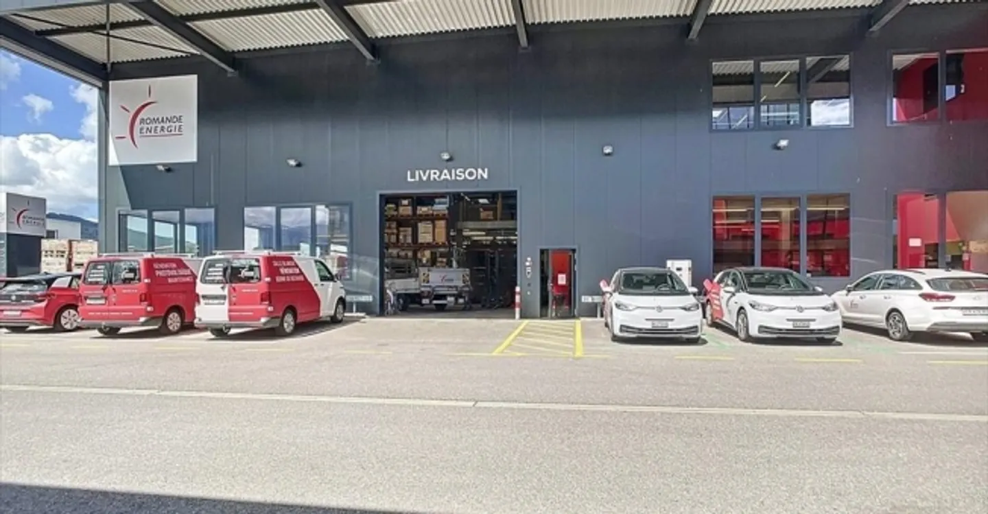 Industrielles Objekt - Foto 1 von 13