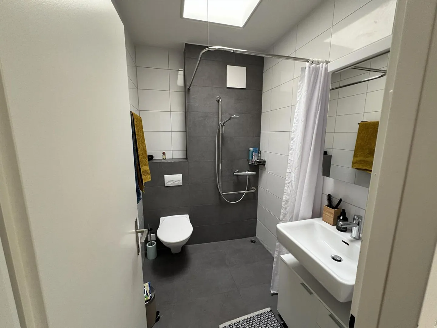 Casa a schiera 6-1/2 stanze a Schliern vicino a Köniz con area giardino - Foto 14 di 15