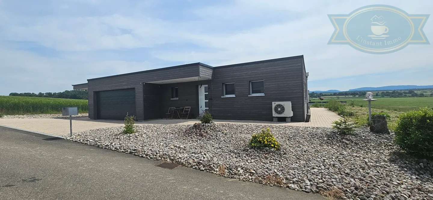 Moderner Bungalow in der Natur - Foto 1 von 10