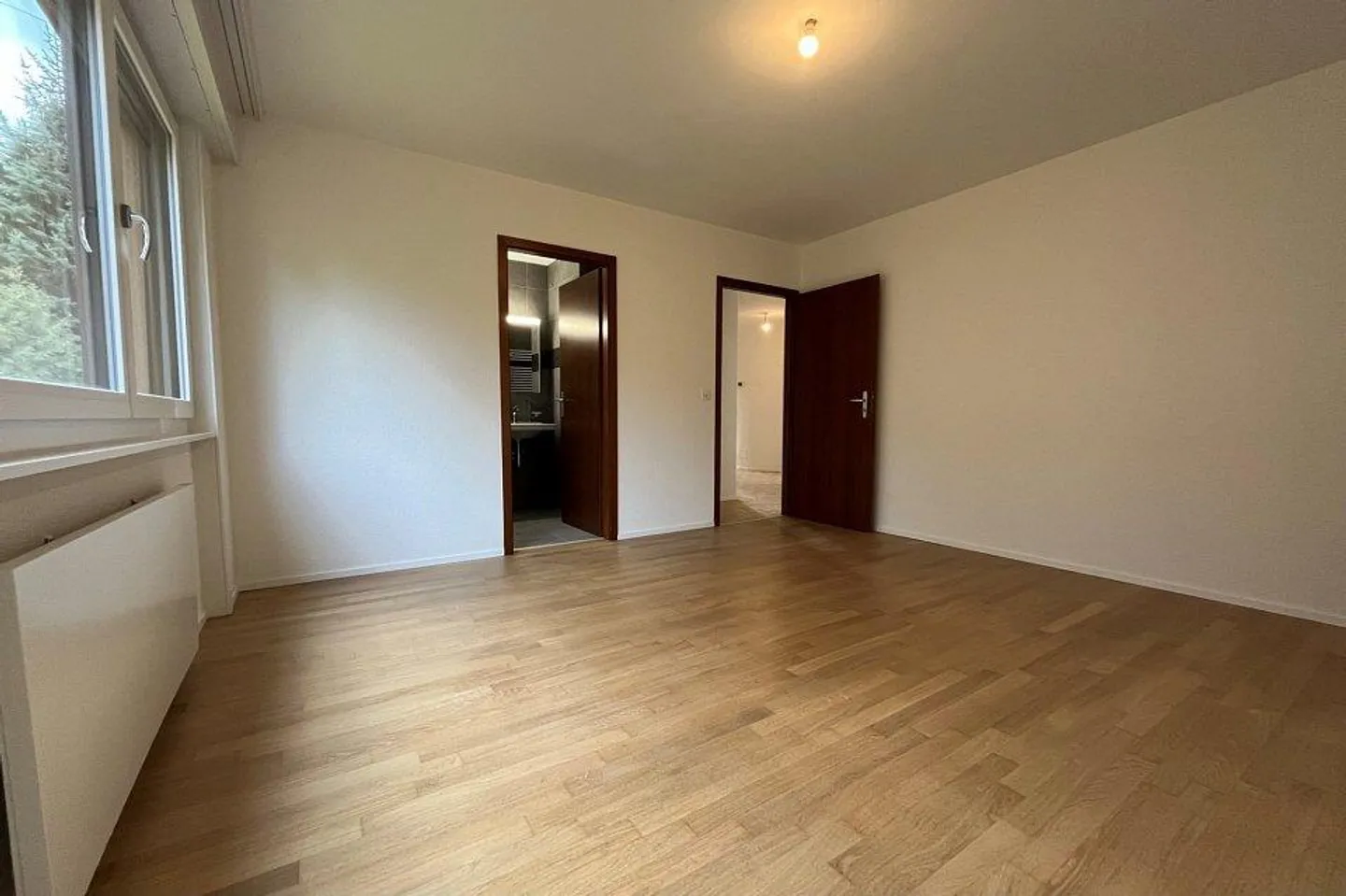 Spazioso e Luminoso appartamento di 4.5 stanze con camino completamente ristrutturato - Foto 7 di 10