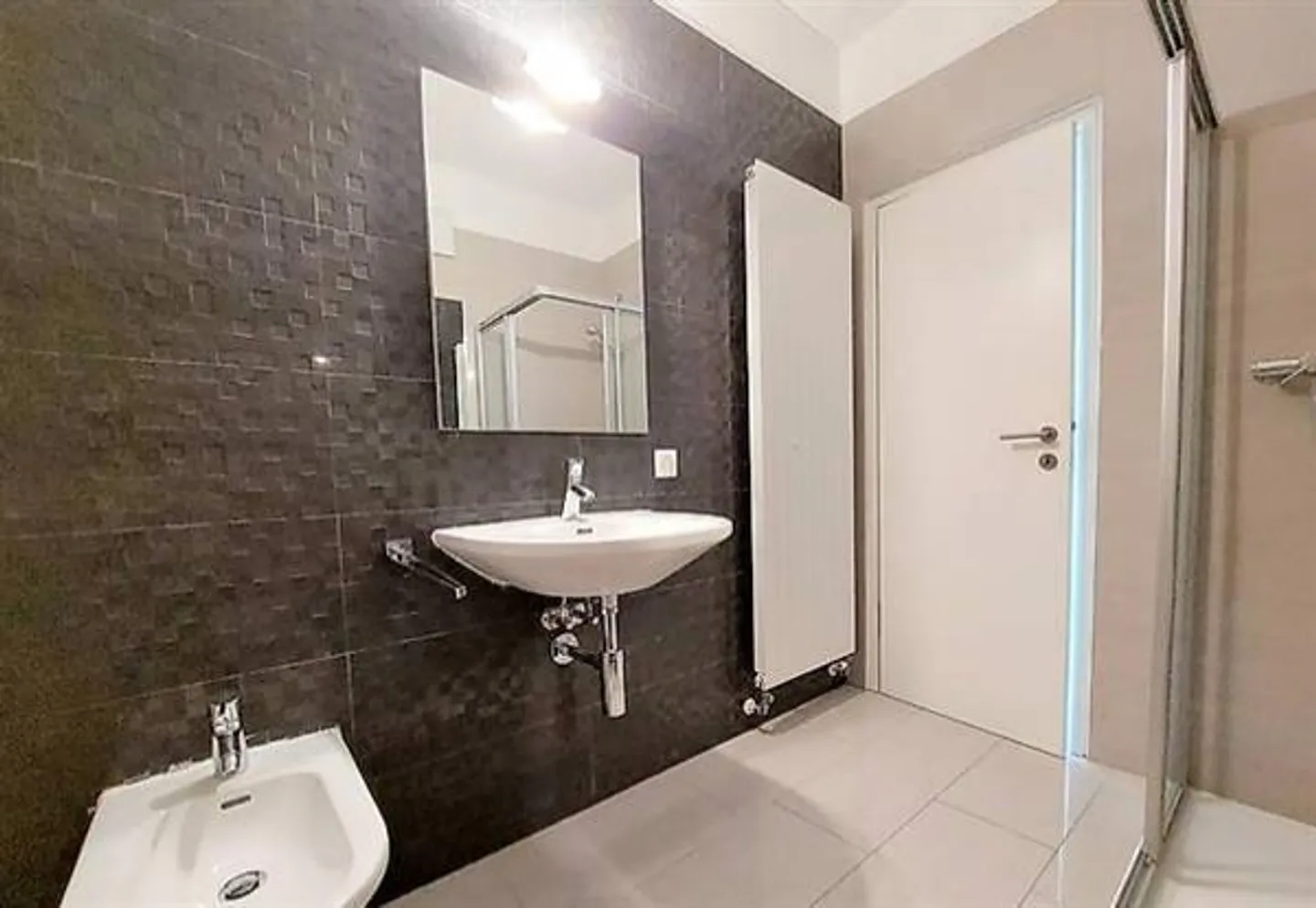 Lugano: 2.5-Room Apartment - Photo 5 of 7