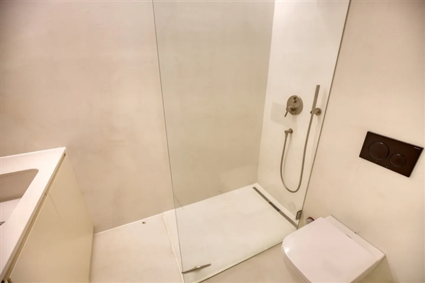 Modern 2.5-room apartment for year-round rental opposite the Nendaz gondola - Photo 5 of 7