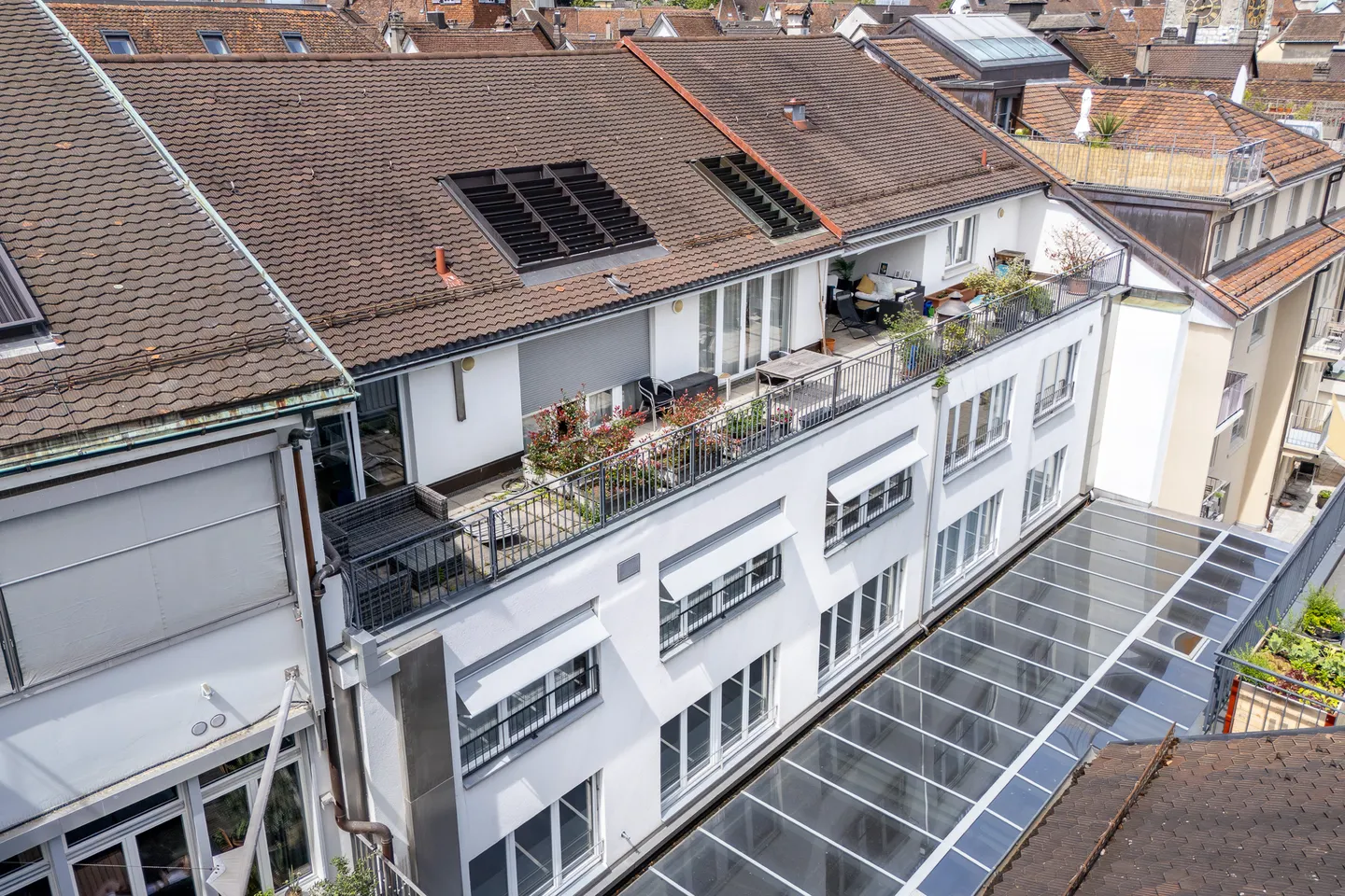 Charming Modern Apartment in Solothurn - Photo 8 of 8