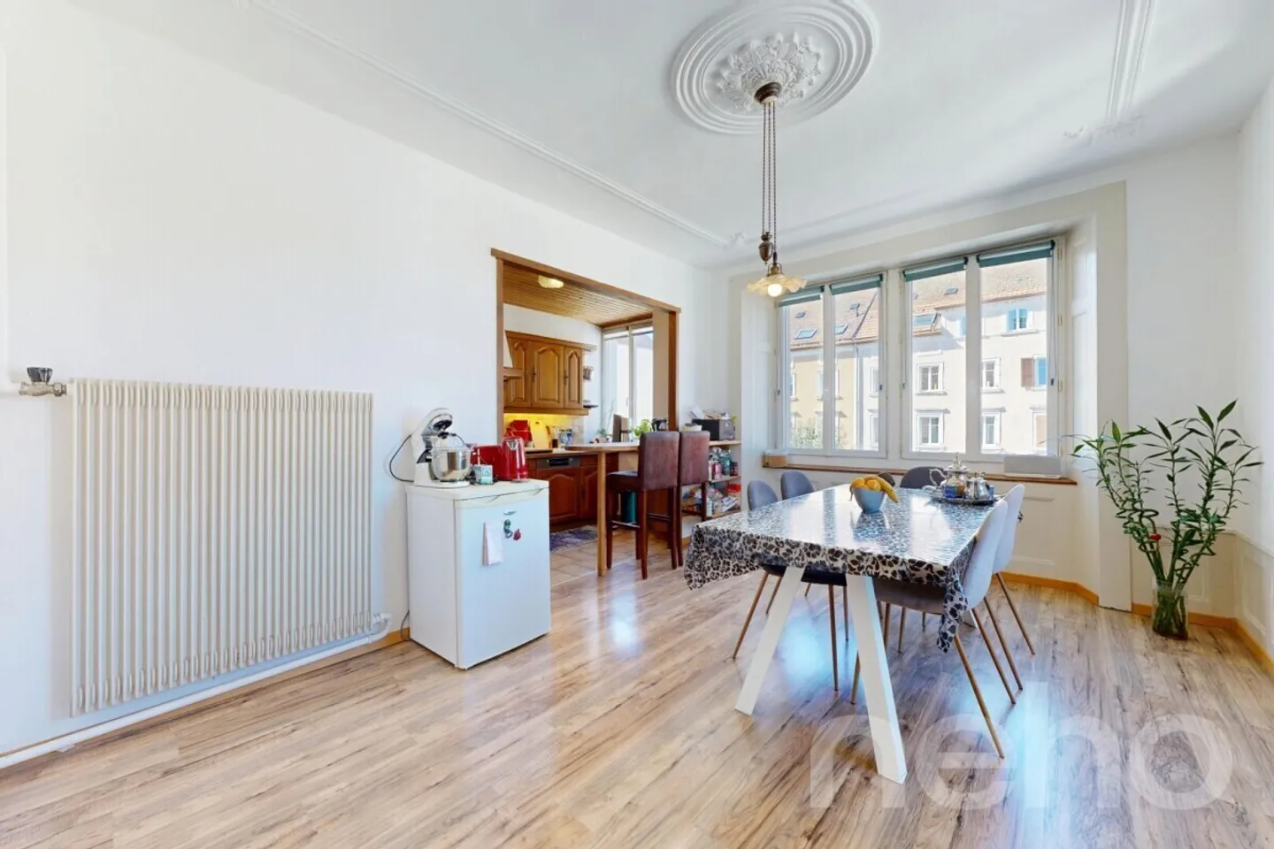 Magnifico duplex attico con 6 stanze e 4 camere da letto! - Foto 4 di 13