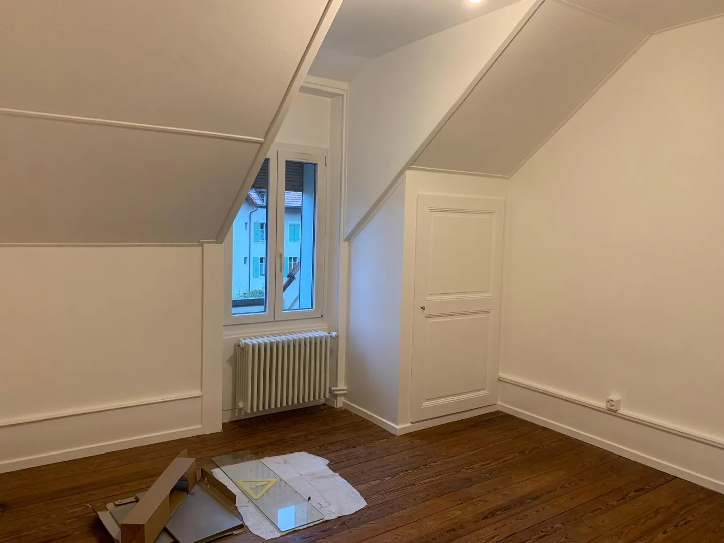 Apartment with 4 rooms on the 2nd floor - Photo 4 of 6