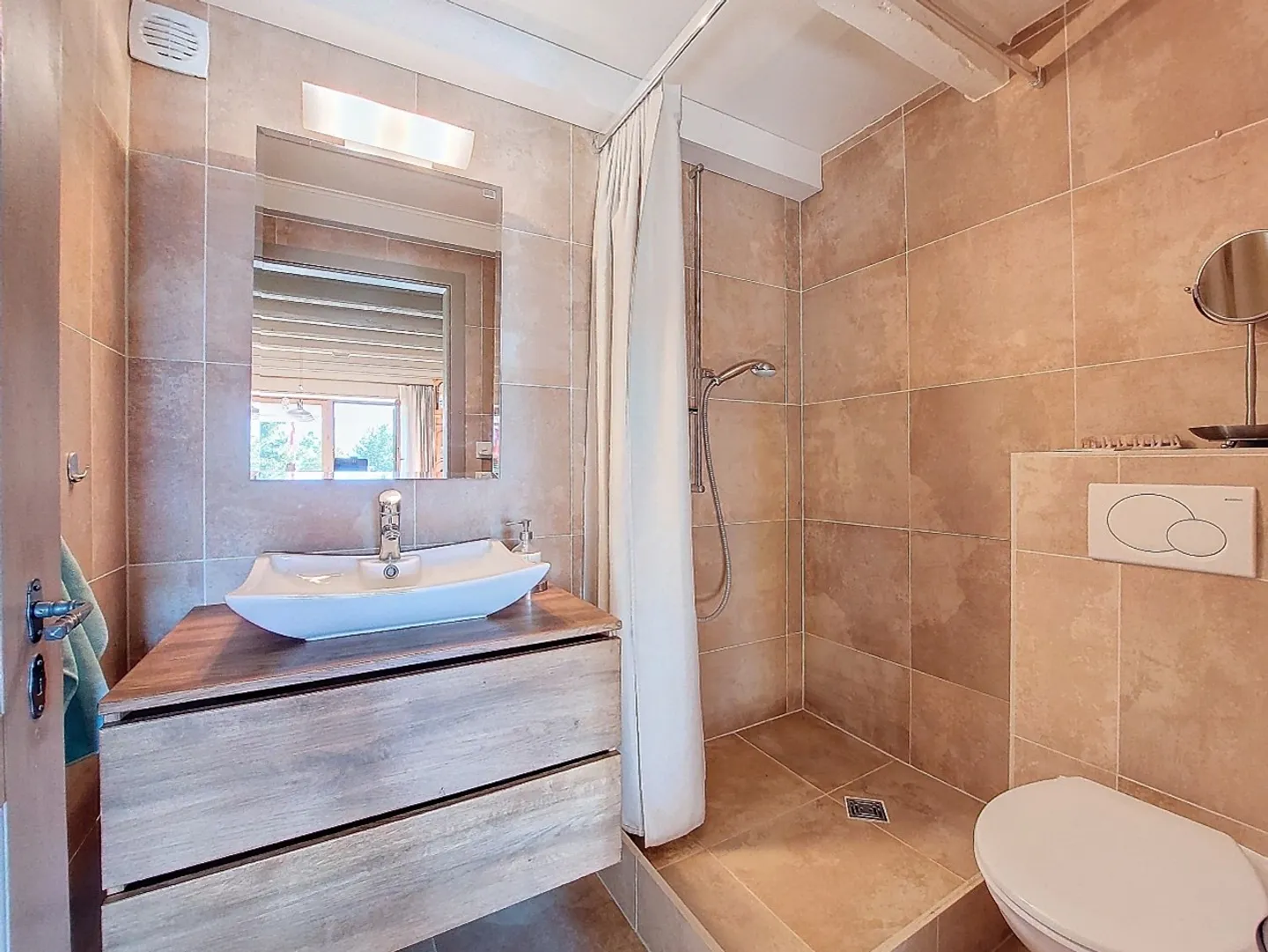 Chalet Charmant avec Jacuzzi - Photo 11 sur 27