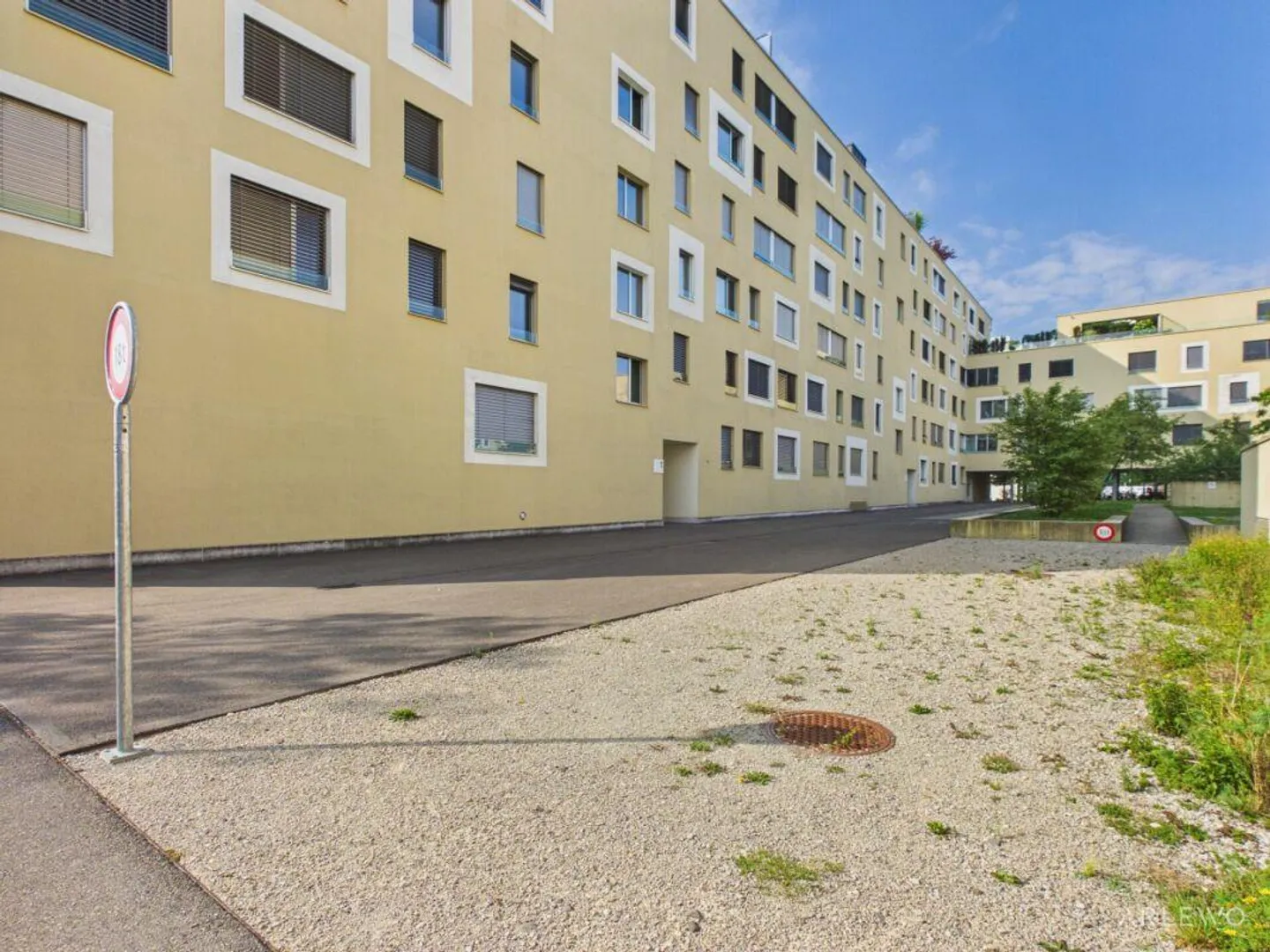 Vivre en ville avec beaucoup de confort - Photo 10 sur 11