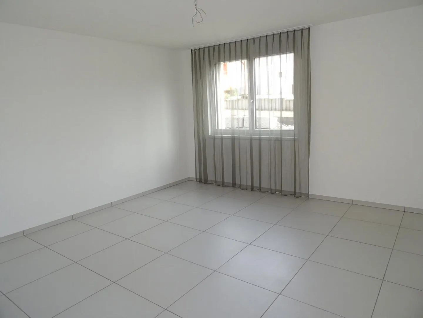 Appartamento 4.5 locali al piano terra con giardino condiviso - Foto 6 di 9