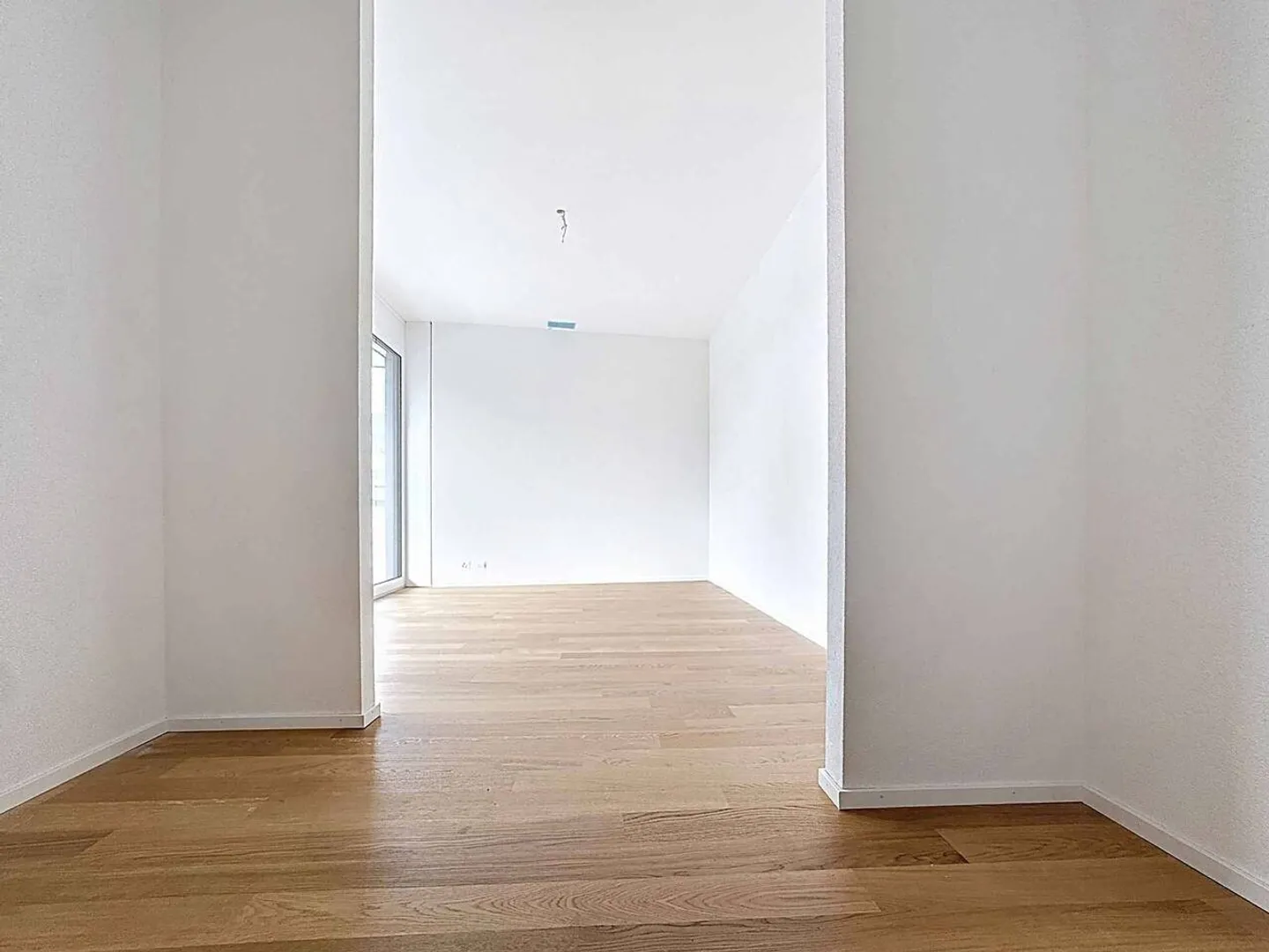 Neue Promotion: 4.5-Zimmer-Wohnung mit überdachtem Balkon - Foto 5 von 13