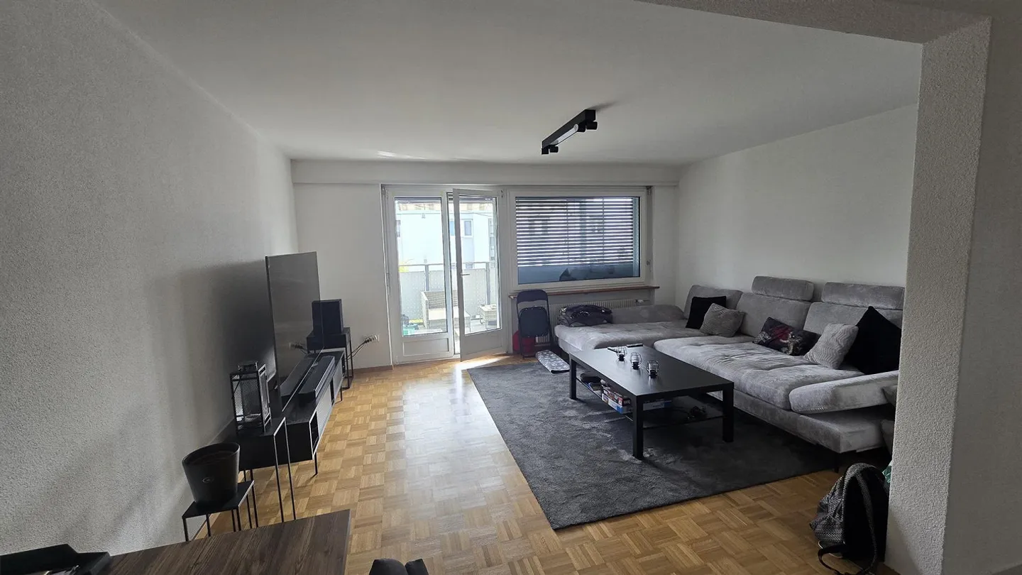 3 Room Apartment (Quiet Location) in Schönbühl - Photo 1 of 8