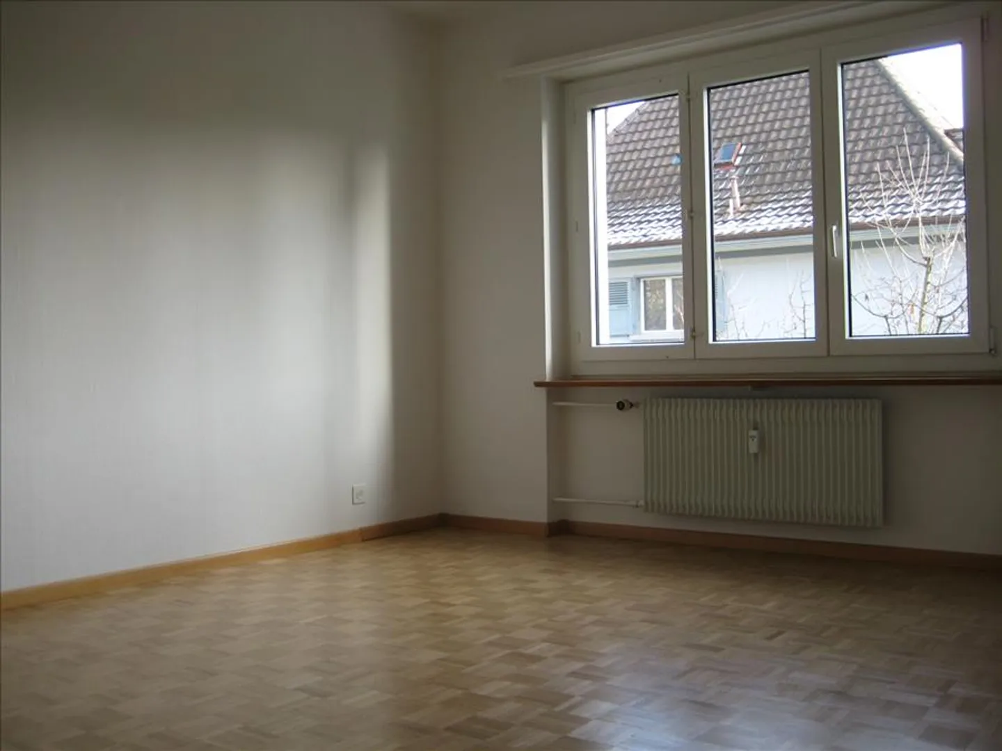 Zona residenziale tranquilla vicino al centro - Foto 3 di 5