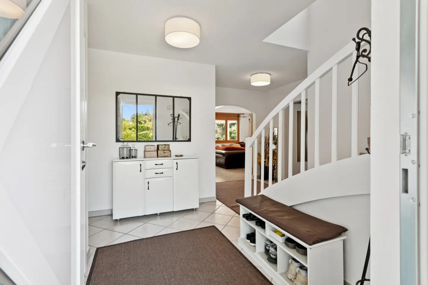 Stunning Contemporary Villa in Avry-sur-Matran - Photo 3 of 14