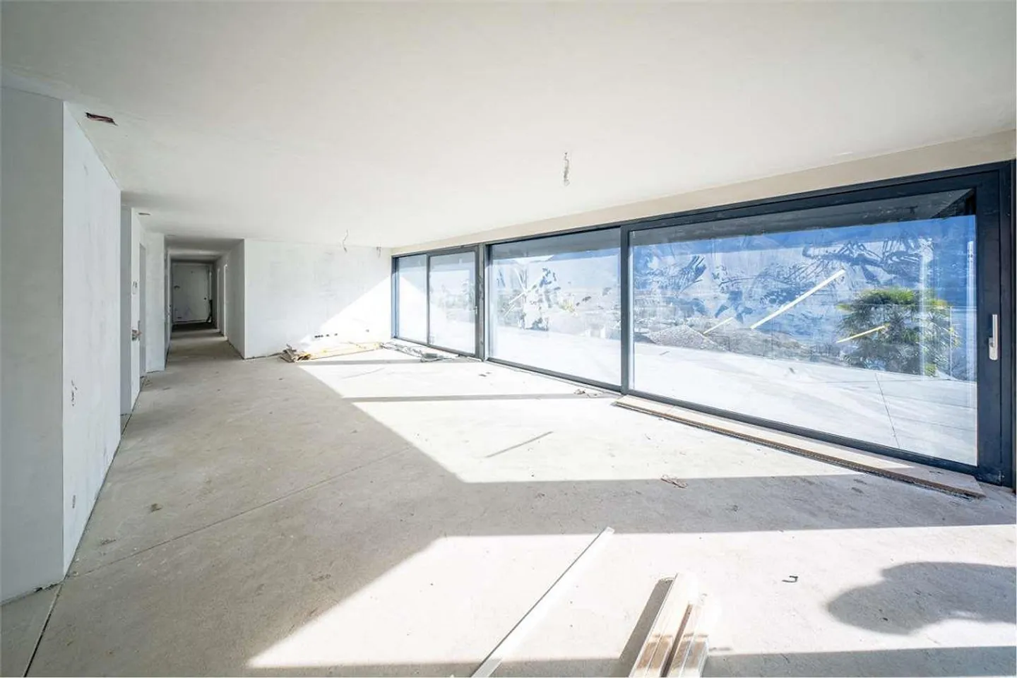 Penthouse de luxe 5.5 NEUF à Minusio avec vue sur le lac - Photo 7 sur 13