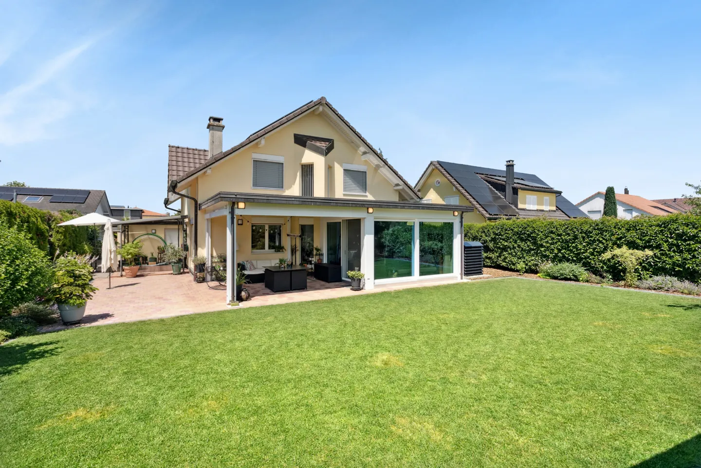 Stunning Contemporary Villa in Avry-sur-Matran - Photo 12 of 14