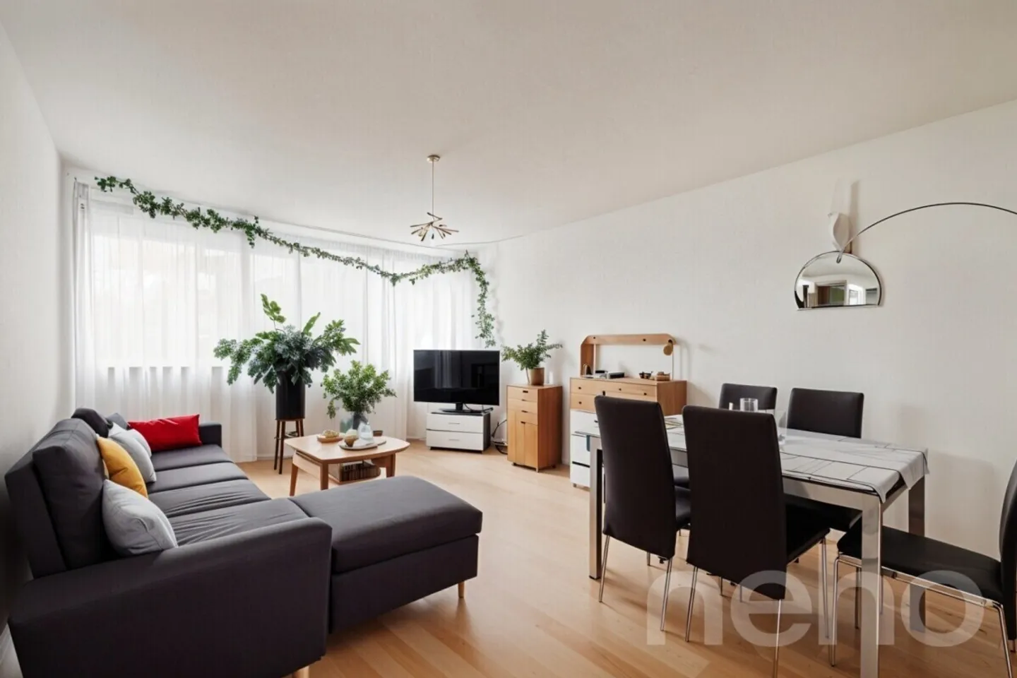 Appartamento di 4,5 locali con 2 balconi completamente ristrutturato! - Foto 1 di 12