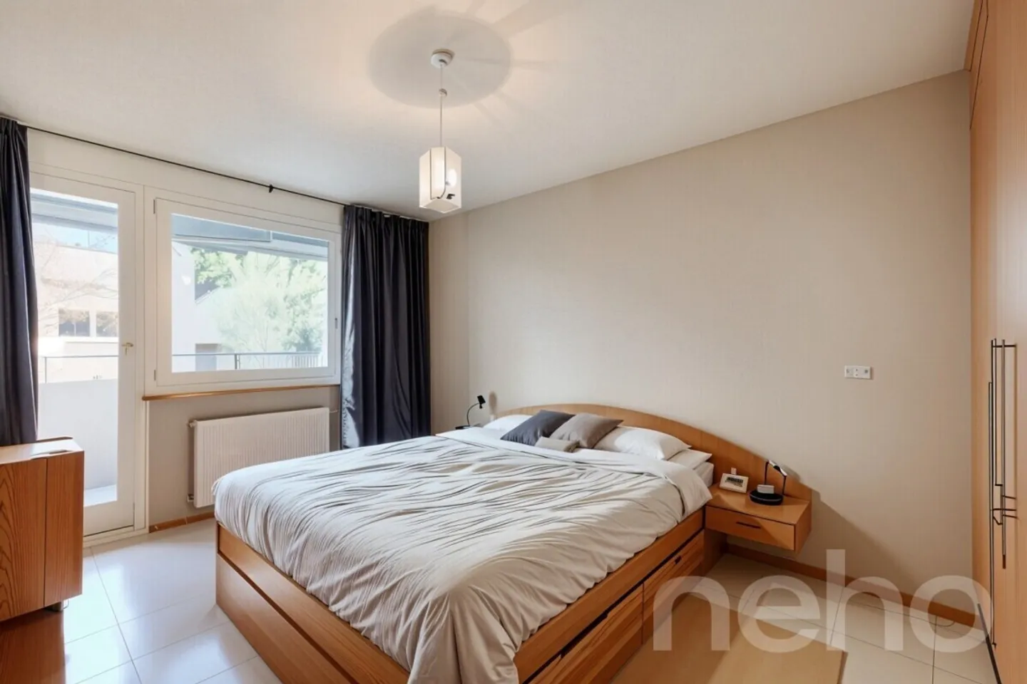 Appartamento di 4,5 locali con 2 balconi completamente ristrutturato! - Foto 7 di 12