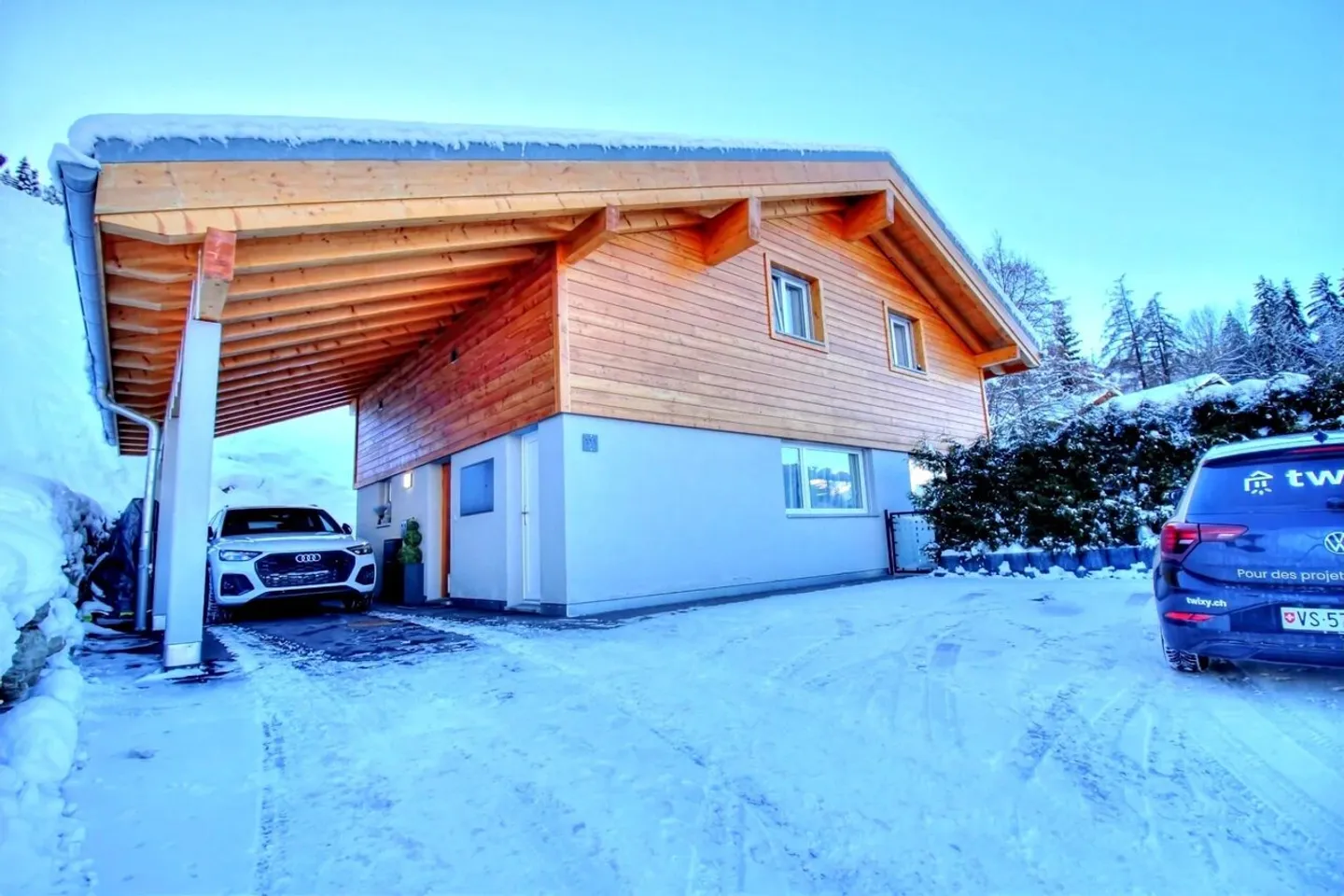 5.5 Room Chalet in La Tzoumaz - Photo 1 of 12