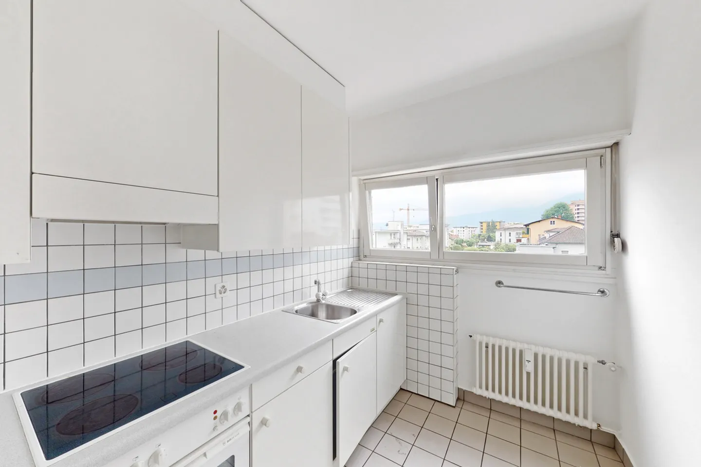 Appartement lumineux de 4 pièces avec vue sur le lac - Photo 3 sur 9